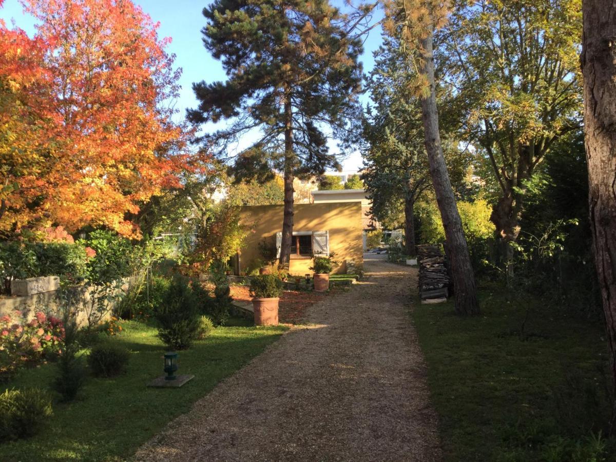 Appartement Fond De Jardin 1 Etage Palaiseau Dış mekan fotoğraf